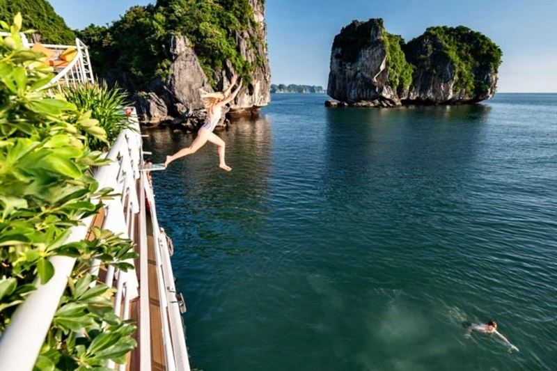 Serenity Luxury Day Cruise - Embark on a Journey to Lan Ha Bay from Hanoi